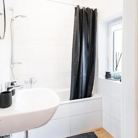 Lejlighed 3 Bedroom - Modern - Grosszuegig - Stilvoll - Zentral Wiesbaden