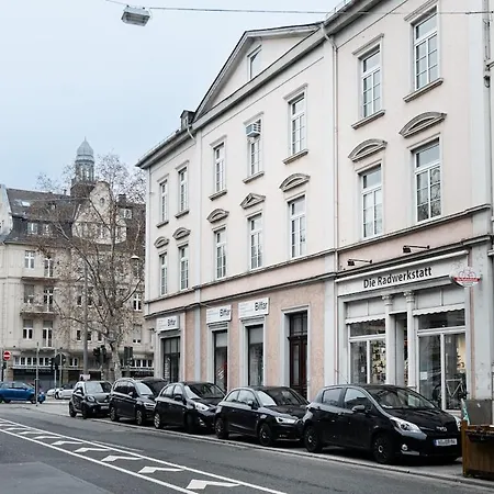 3 Bedroom - Modern - Grosszuegig - Stilvoll - Zentral Wiesbaden