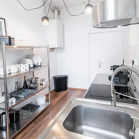 3 Bedroom - Modern - Grosszuegig - Stilvoll - Zentral Apartmán Wiesbaden