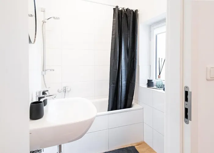 Lejlighed 3 Bedroom - Modern - Grosszuegig - Stilvoll - Zentral Wiesbaden