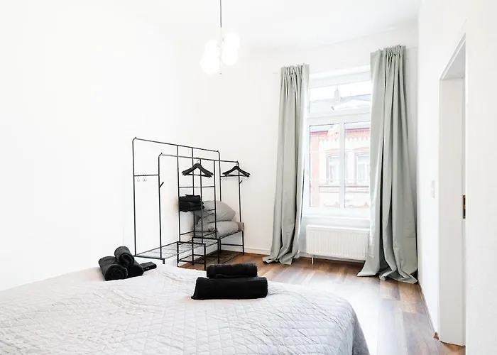 3 Bedroom - Modern - Grosszuegig - Stilvoll - Zentral Lejlighed Wiesbaden