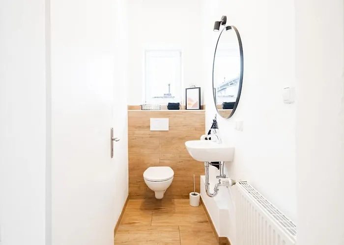 3 Bedroom - Modern - Grosszuegig - Stilvoll - Zentral *